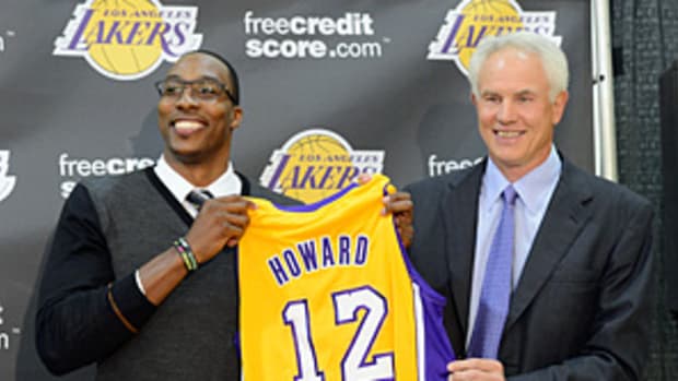dwight-howard-mitch-kupchak.jpg